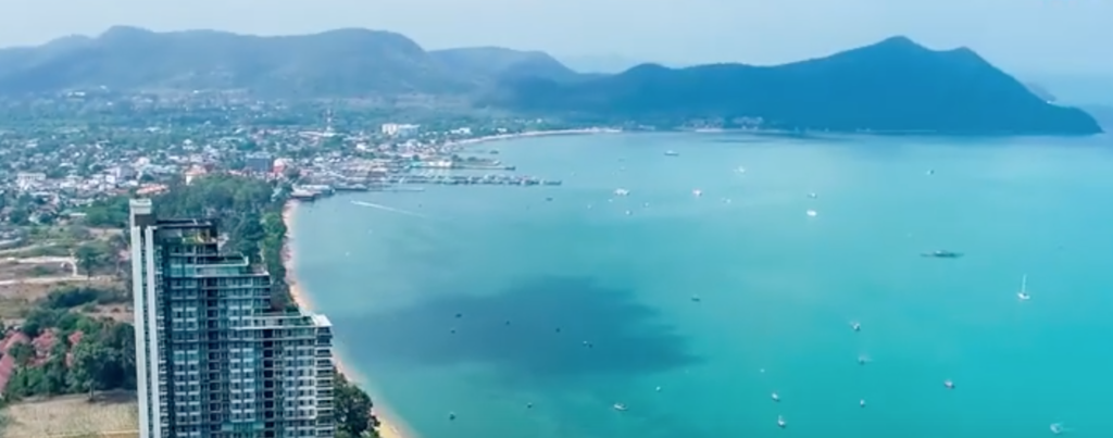 beaches to visit in Thailand. Bangsaray Beach aerial view