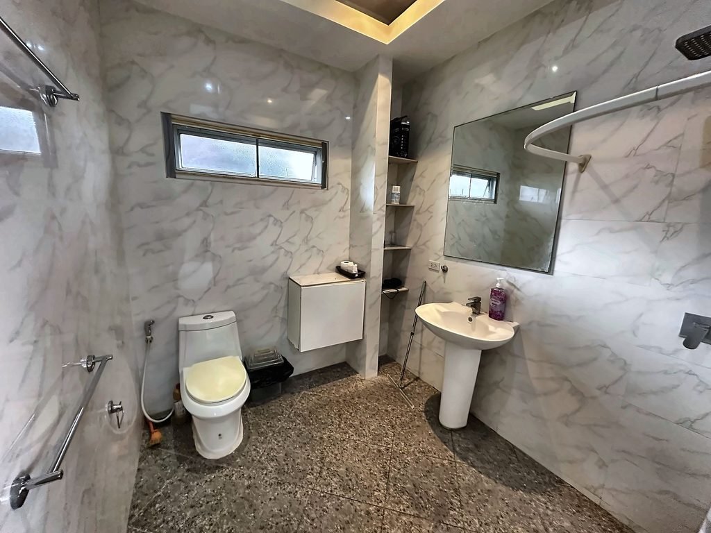 BangsarayPool villa Bathroom