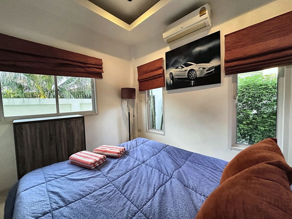 BangsarayPool villa Guest bed with natural light